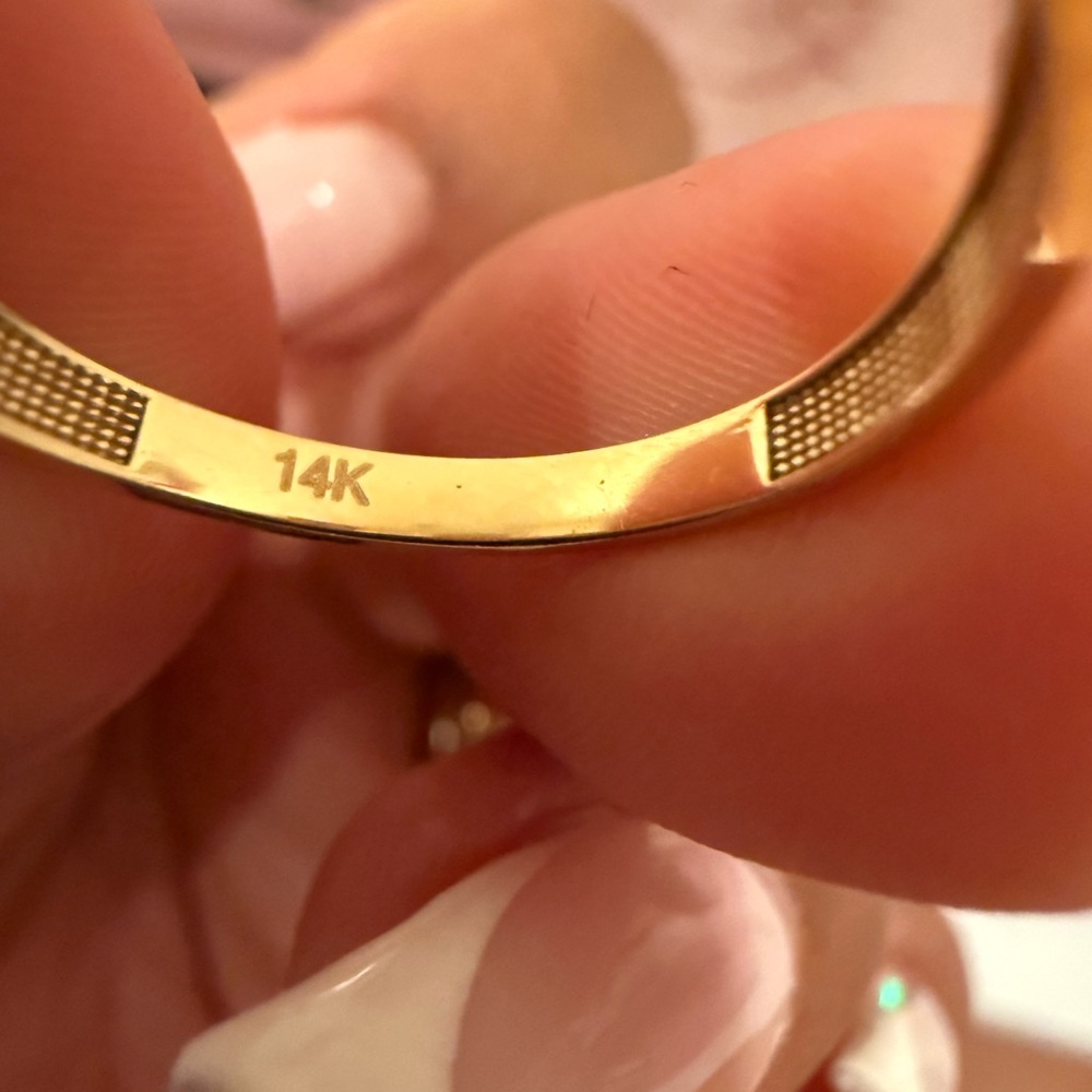14k Solid Gold Ring - image 4